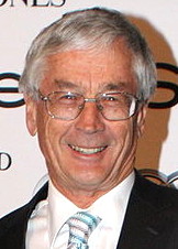 220px-Dick_Smith_in_May_2013